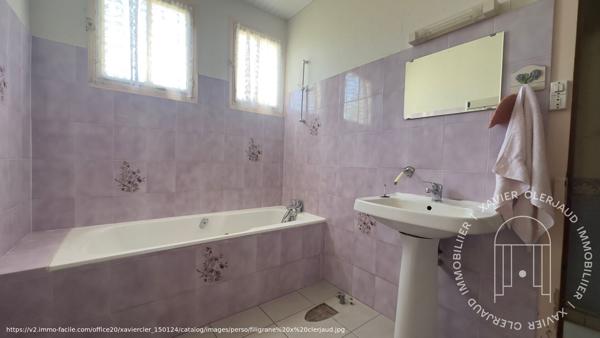 Maison Nueil Les Aubiers 6 pièce(s) 145.19 m2 , Nueil les aubiers