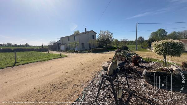 Maison Nueil Les Aubiers 6 pièce(s) 145.19 m2 , Nueil les aubiers