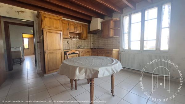 Maison Nueil Les Aubiers 6 pièce(s) 145.19 m2 , Nueil les aubiers