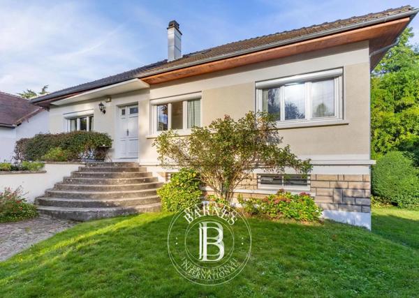 Le Pecq, Maison 6 Chambres -  142 m² à vendre