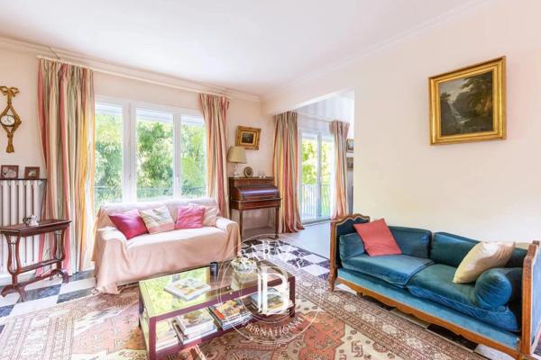 Le Pecq, Maison 6 Chambres -  142 m² à vendre