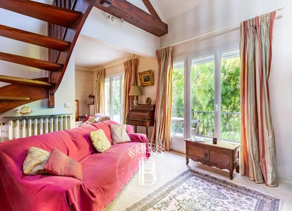 Le Pecq, Maison 6 Chambres -  142 m² à vendre
