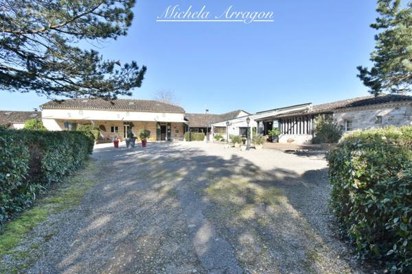 Domaine touristique / village vacances à vendre – 25 gîtes indépendants – restaurant – piscine – spa – 12 ha – Dordogne Lot – investissement hôtelier (47)