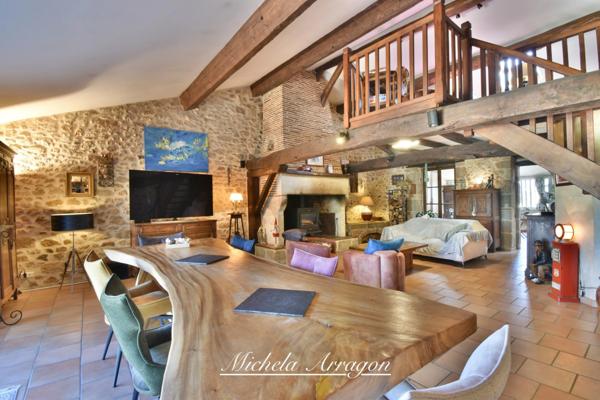 Domaine touristique / village vacances à vendre – 25 gîtes indépendants – restaurant – piscine – spa – 12 ha – Dordogne Lot – investissement hôtelier (47)