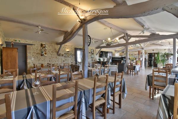 Domaine touristique / village vacances à vendre – 25 gîtes indépendants – restaurant – piscine – spa – 12 ha – Dordogne Lot – investissement hôtelier (47)