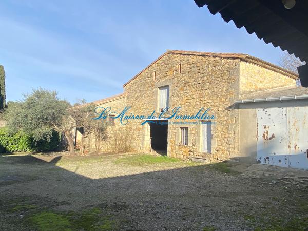 A 10 min de Quissac, corps de ferme en pierres de F5 avec 150 m² d'annexe sur 1020 m² de terrain