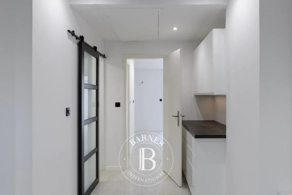 Marseille 8ème, Appartement 3 Chambres -  170 m² à vendre