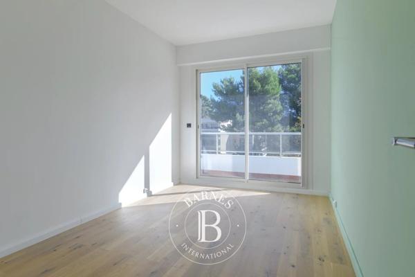 Marseille 8ème, Appartement 3 Chambres -  170 m² à vendre