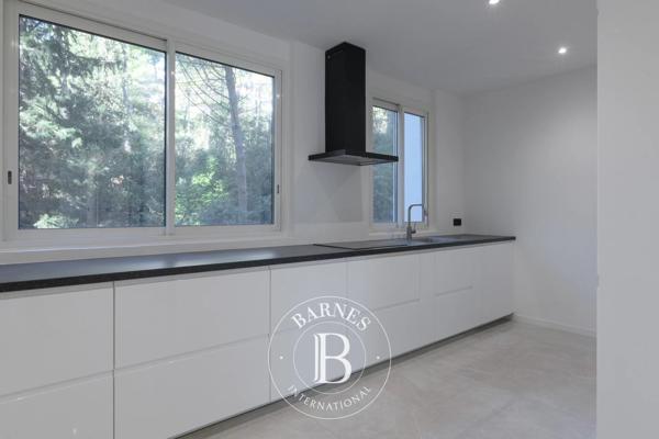 Marseille 8ème, Appartement 3 Chambres -  170 m² à vendre