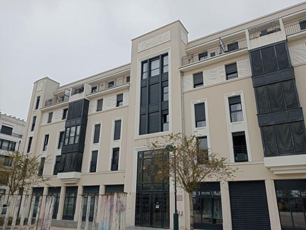 APAPRTEMENT A LOUER T4 96M² CHESSY