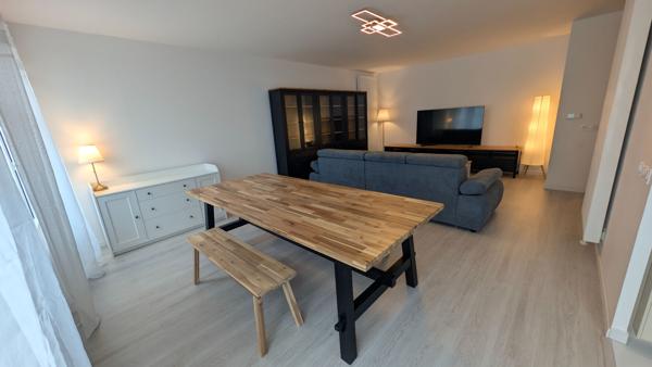 APAPRTEMENT A LOUER VIDE T4 96M² CHESSY