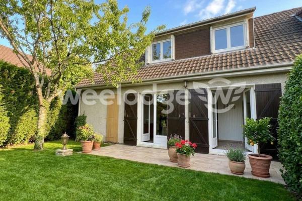 Maison à vendre 5 pièces de 92 m² à Mantes-la-Ville