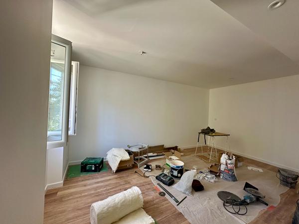 Appartement 4 pièces 3 chambres avec jardin au coeur Centre ville de La Crau