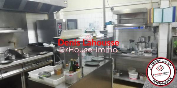 Commerce à vendre 7 pièces de 150 m²