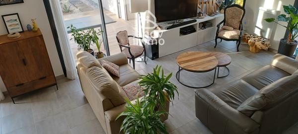 Maison
                                                                                                                                                                                                                                                                                                                        6 pièce(s)                                                                                                                                                                                                          5 chambre(s)                                                                                                                                                                                                          130  m²