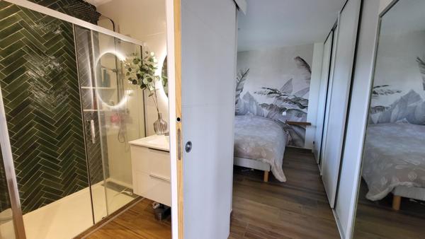 Belle villa neuve avec garage et piscine