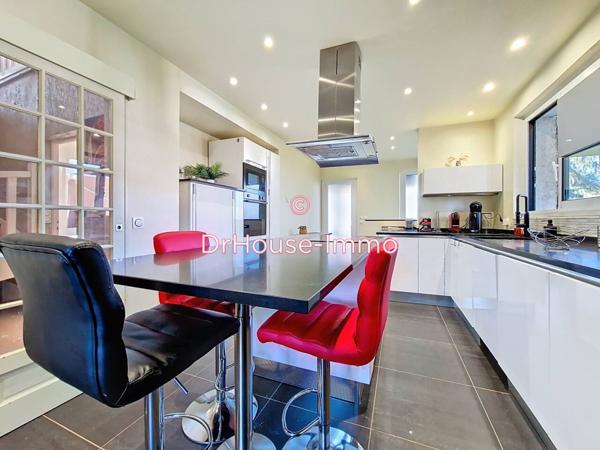 Maison à vendre 8 pièces de 260 m²