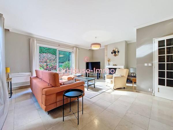 Maison à vendre 8 pièces de 260 m²