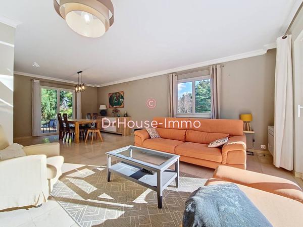 Maison à vendre 8 pièces de 260 m²