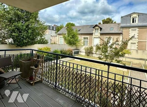 ANGERS quartier prisé, proche centre, place du Lycée