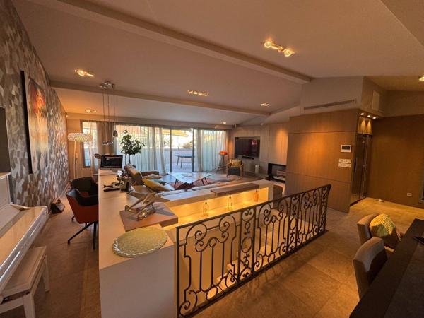 Appartement 5 pièces 220m² à vendre à Bourg-en-Bresse 01000