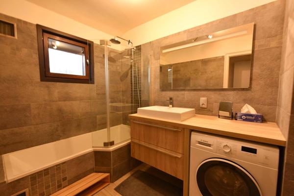Appartement à vendre - Saint-Jorioz 2 pièces de 69.07 m²