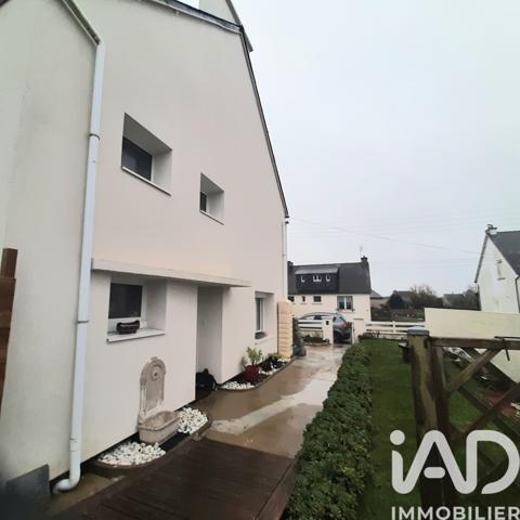 Maison à vendre 6 pièces 127 m² Carhaix-Plouguer