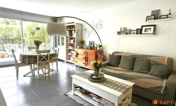 Agréable appartement avec jardin privatif