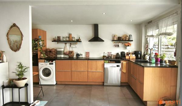 Agréable appartement avec jardin privatif