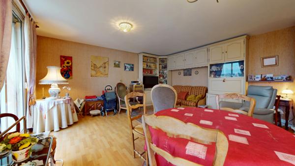 Tours (37000) Appartement T3 avec balcon, vue sur le Cher et garage