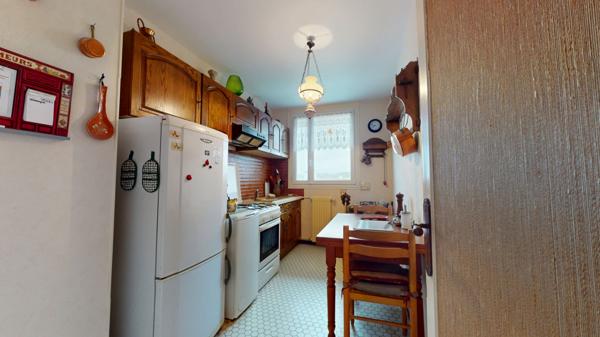 Tours (37000) Appartement T3 avec balcon, vue sur le Cher et garage