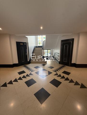 Appartement T2/T3 de 65 m² avec balcon et vue Fourvière – Lyon 6ᵉ