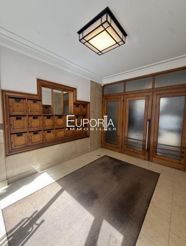 Appartement T2/T3 de 65 m² avec balcon et vue Fourvière – Lyon 6ᵉ