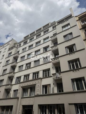 Appartement T2/T3 de 65 m² avec balcon et vue Fourvière – Lyon 6ᵉ