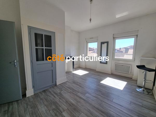 Vente
                Appartement130 m² - 5 Pièces -
                    AGEN (47000)