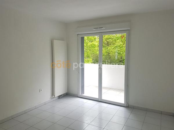 Vente
                Appartement56,2 m² - 3 Pièces -
                    AMILLY (45200)