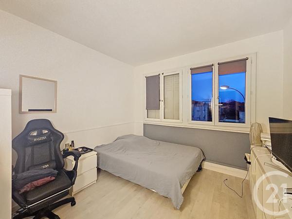 Appartement F5 à vendre  5 pièces - 87,92 m2 MONTELIMAR - 26