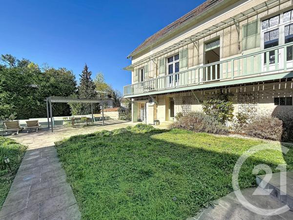 Maison à vendre  11 pièces - 257,51 m2 FONTAINEBLEAU - 77