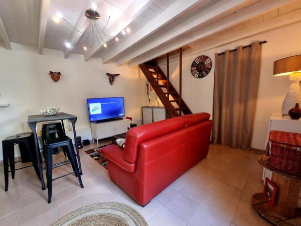 2 MAISONS AVEC GARAGE ET EXTERIEUR