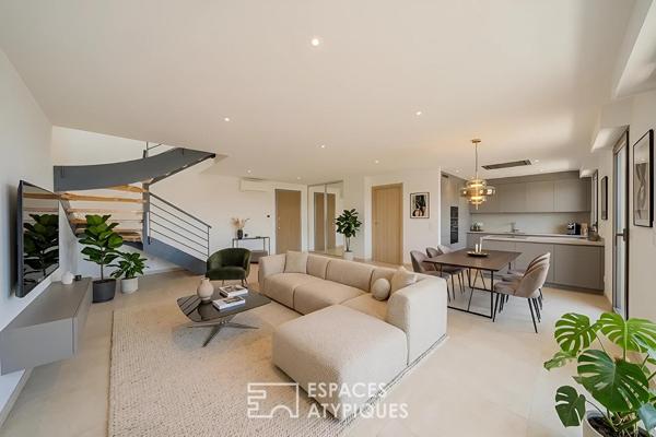 Duplex dernier étage avec rooftop et aperçu mer