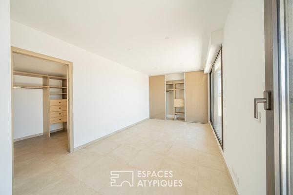 Duplex dernier étage avec rooftop et aperçu mer
