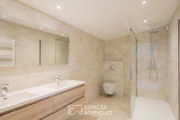 Duplex dernier étage avec rooftop et aperçu mer
