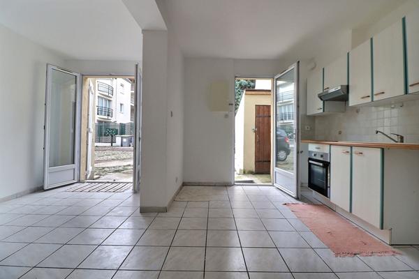 À vendre : Appartement 3 pièces à Saint Leu La Forêt + PLACE DE PARKING + CAVE