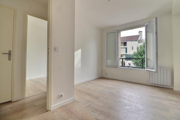 À vendre : Appartement 3 pièces à Saint Leu La Forêt + PLACE DE PARKING + CAVE