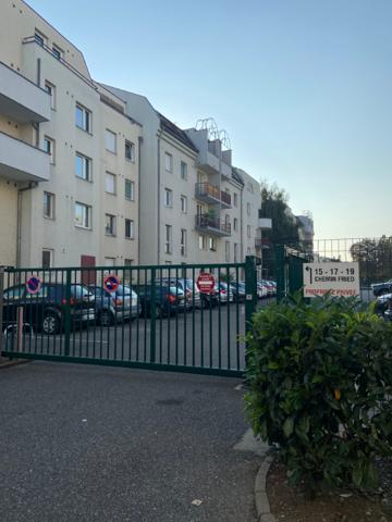 NEUDORF - Place de parking en sous-sol