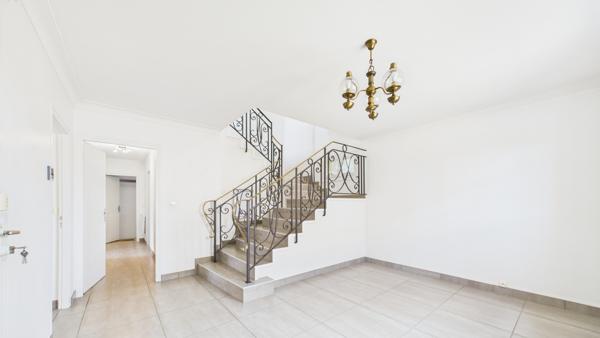 Maison 7 pièces - 207 m²