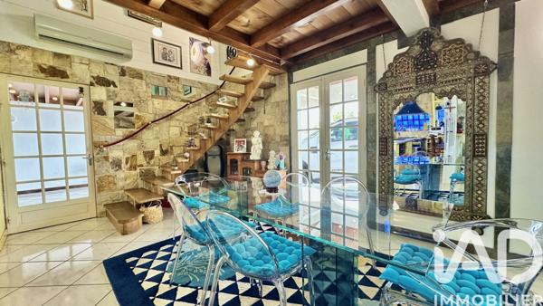 Maison à vendre 4 pièces 195 m² Le Tampon