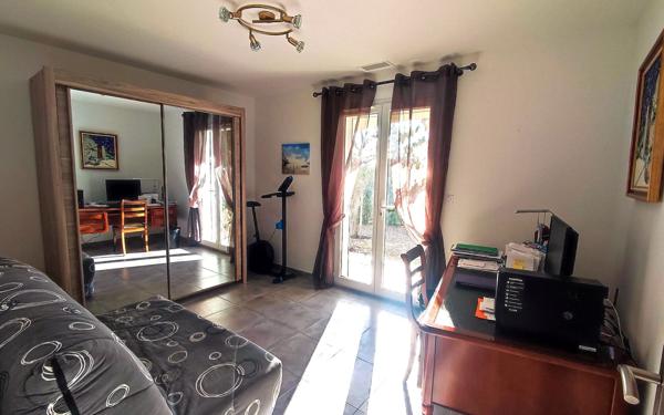 Maison à vendre    4 pièces •  Narbonne