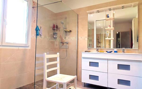 Maison à vendre    4 pièces •  Narbonne