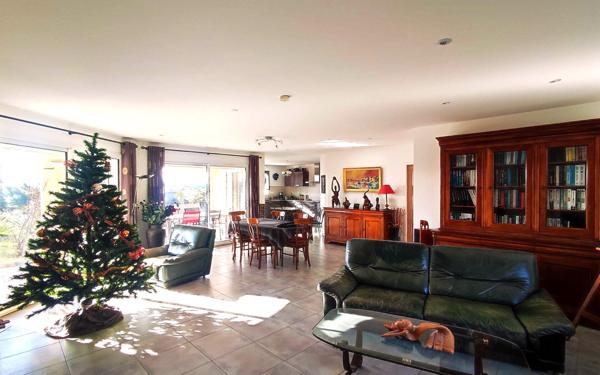 Maison à vendre    4 pièces •  Narbonne